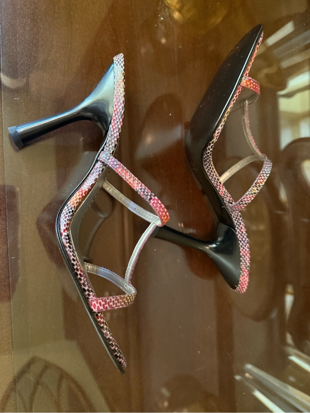 VTG bebe Women's Multi-Color Snakeskin-Print Leather Strappy Heels Size 7.5 NEW - Picture 2 of 16